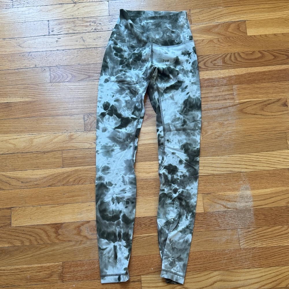 Lululemon High-Waisted Leggings